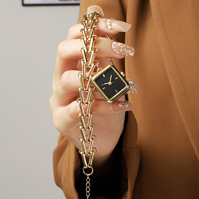 Montre à quartz pour femme, lu - Watch Triangle Luxury avis et prix