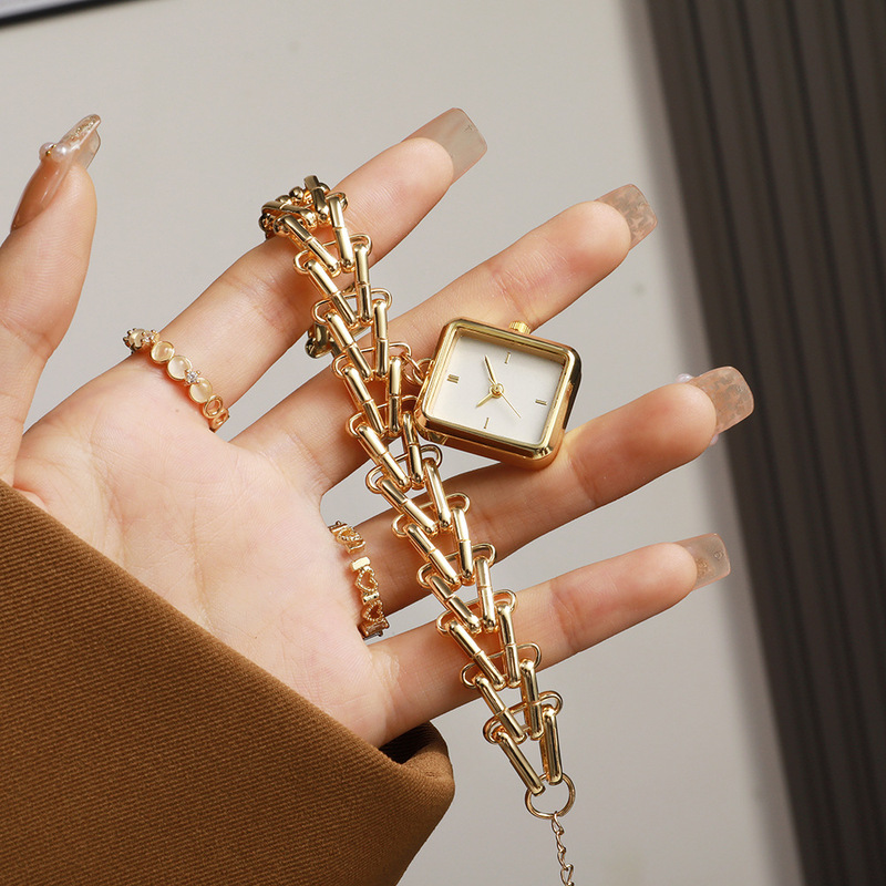 Montre à quartz pour femme, lu - Watch Triangle Luxury avis et prix