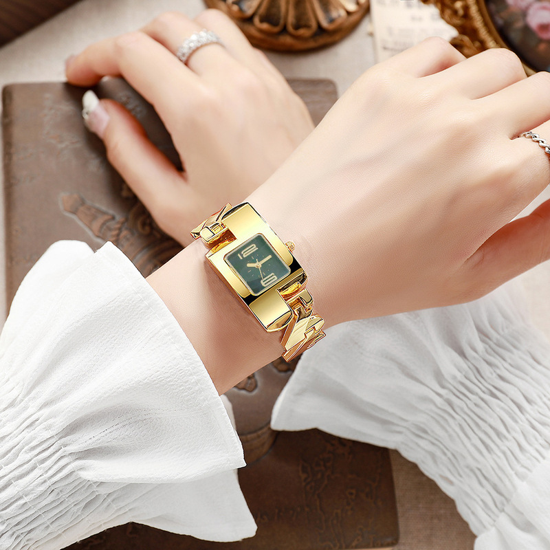 Montre carrée à quartz pour fe - Luxury Watch Female avis et prix